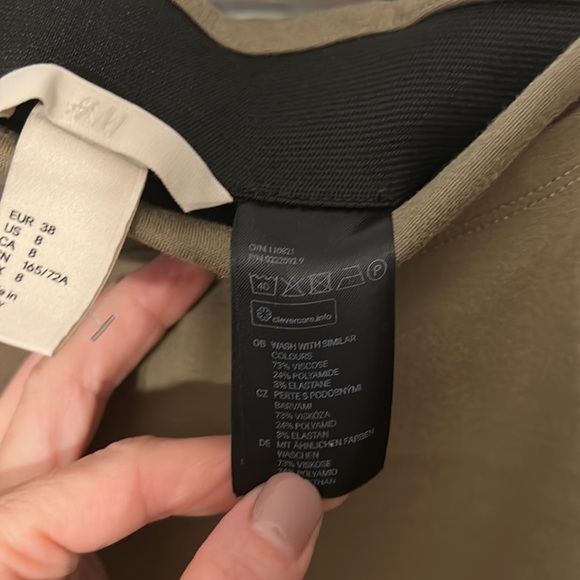 H&M wrap skirt - Picture 4 of 7